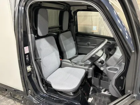 Suzuki Carry Track