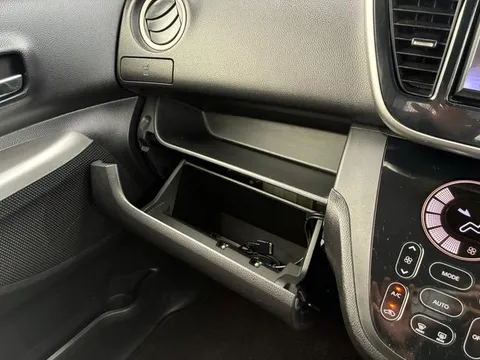 Mitsubishi eK Space Custom