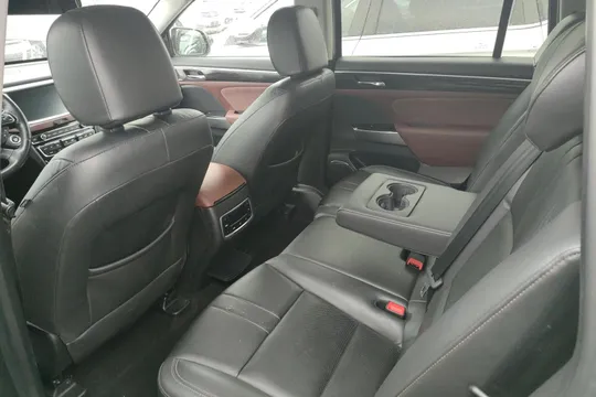 Gac GS8