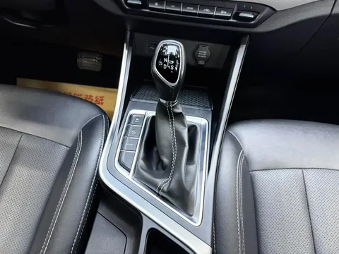 Geely Vision X3