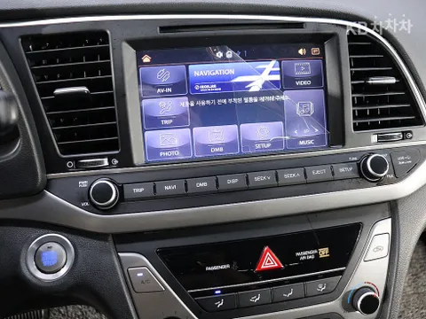 Hyundai Elantra (Avante)