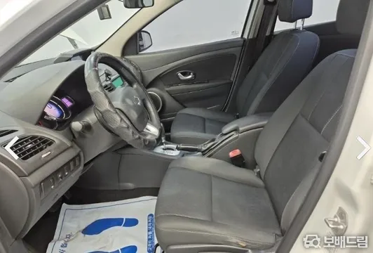 Renault SM3