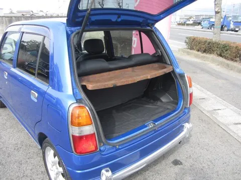 Daihatsu Mira Gino