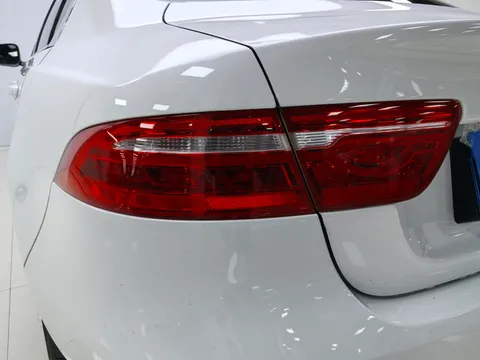 Jaguar XEL