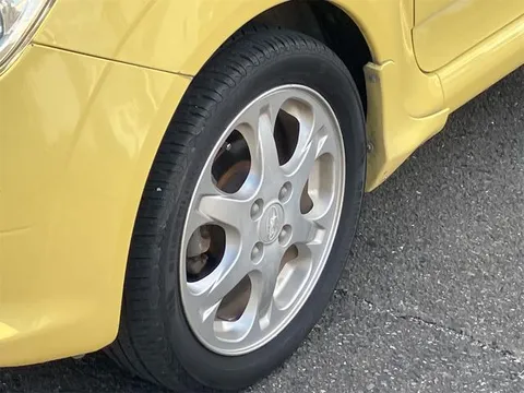 Subaru R1
