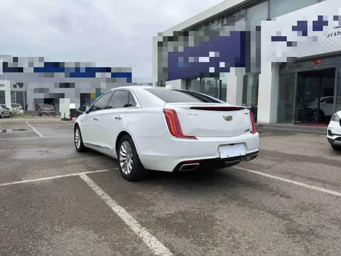 Cadillac XTS
