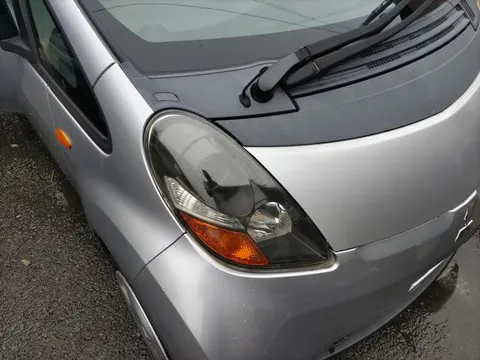 Mitsubishi I