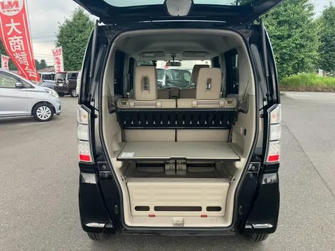 Honda N-BOX Plus