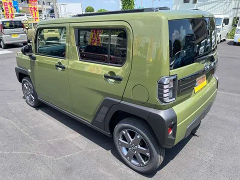 Daihatsu Taft