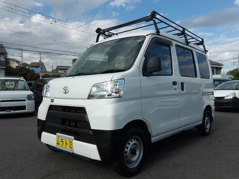 Toyota Pixis Van