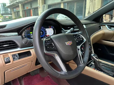 Cadillac XTS
