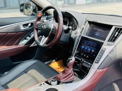 Infiniti Q50L