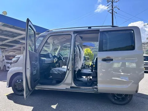 Suzuki Spacia Base