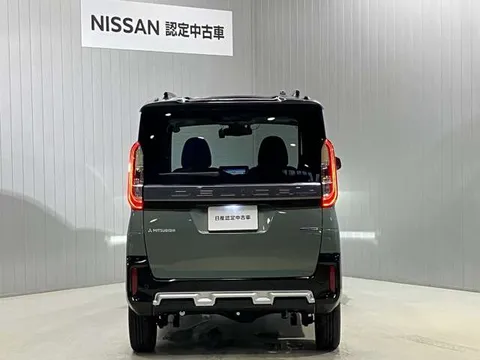 Mitsubishi Delica Mini