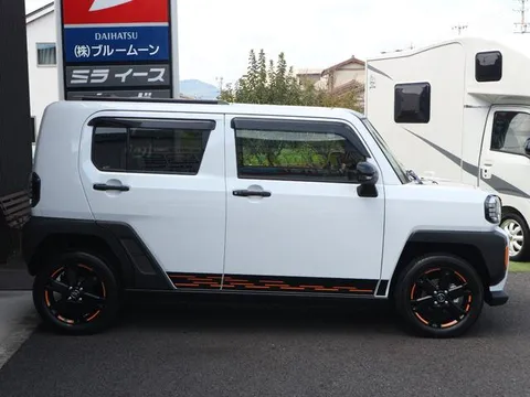 Daihatsu Taft