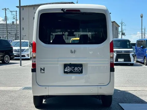 Honda N-VAN Plus Style
