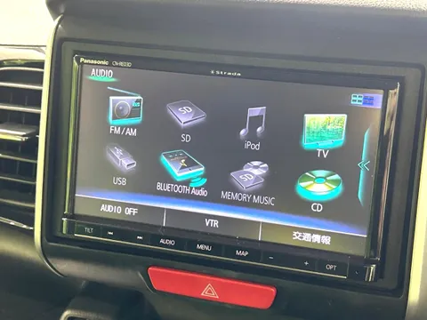 Honda N-BOX Custom