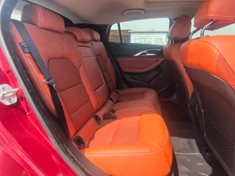 Infiniti QX30
