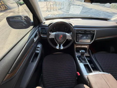 Roewe RX8