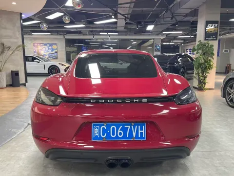 Porsche 718