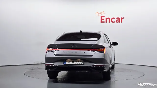Hyundai Elantra (Avante)
