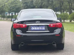 Infiniti Q50L