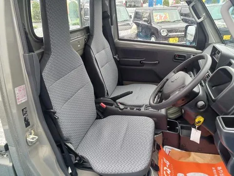 Suzuki Carry Track