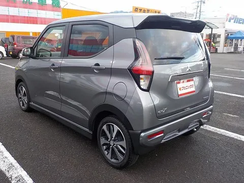 Mitsubishi eK X