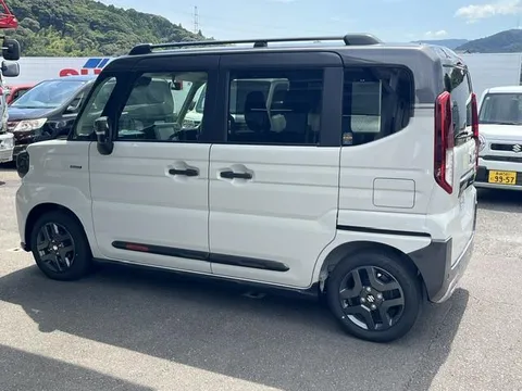 Suzuki Spacia Gear
