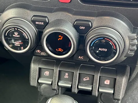 Suzuki Jimny Nomade