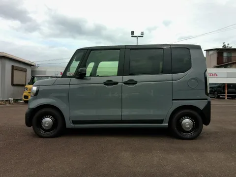 Honda N-BOX Joy