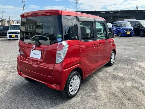 Nissan Dayz Roox