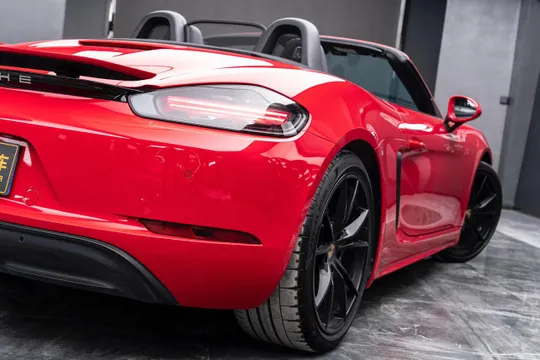 Porsche 718