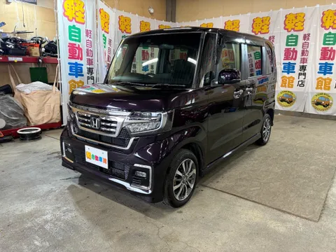 Honda N-BOX Custom