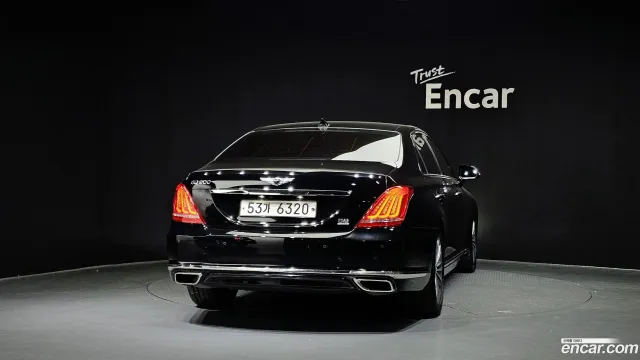 Genesis G90 (EQ900)