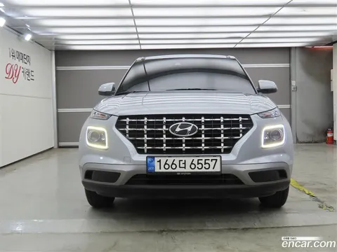 Hyundai Venue