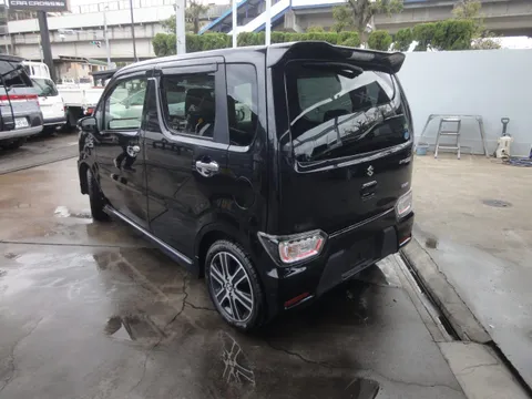 Suzuki Wagon R Stingray