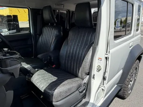 Suzuki Jimny Nomade