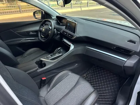 Peugeot 4008