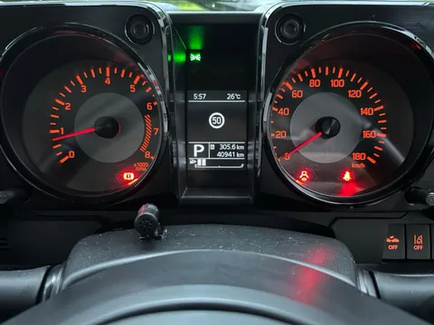 Suzuki Jimny Sierra