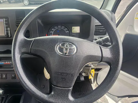 Toyota Pixis Truck