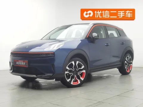 Lynk & Co 06