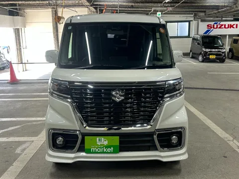 Suzuki Spacia Custom
