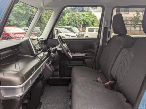 Suzuki Spacia Gear