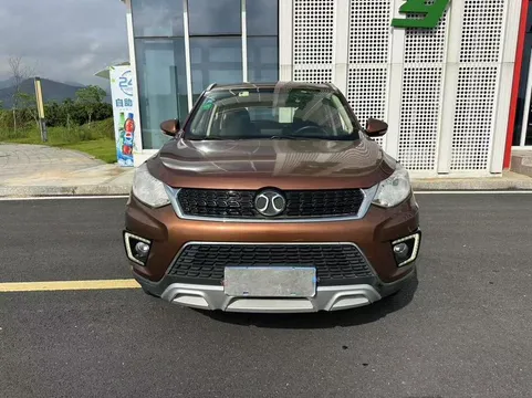 BAIC Senova X35