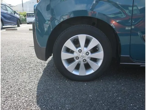 Suzuki Spacia Gear