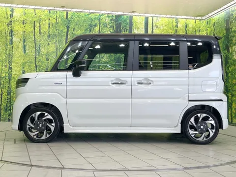 Suzuki Spacia Custom