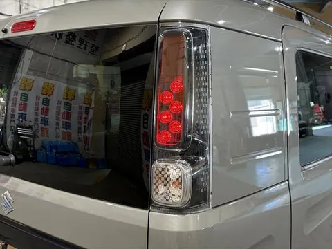 Suzuki Spacia Base