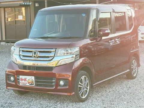 Honda N-BOX Custom