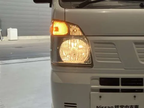 Nissan Clipper Truck